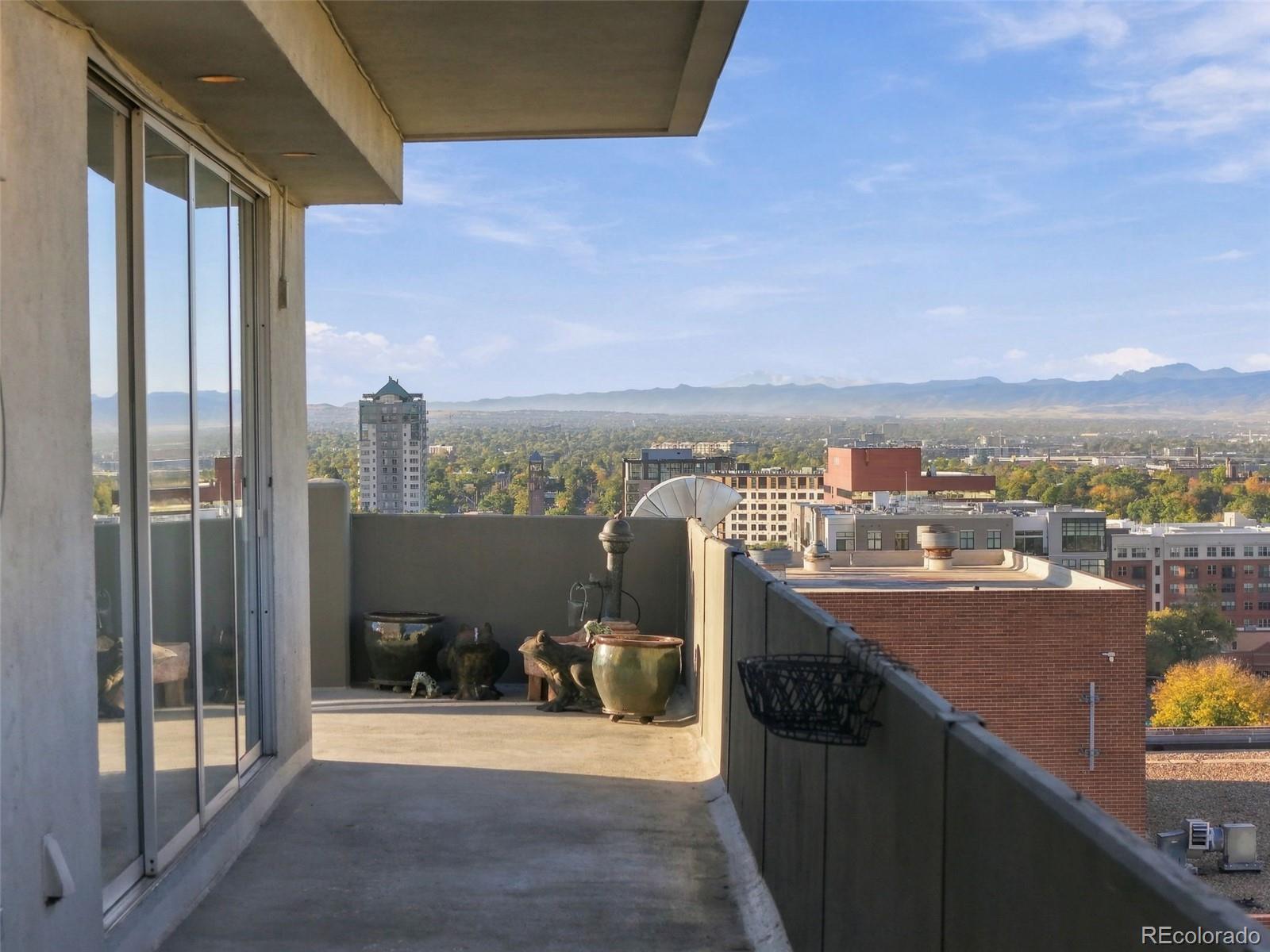 MLS Image #38 for 909 n logan street a,denver, Colorado