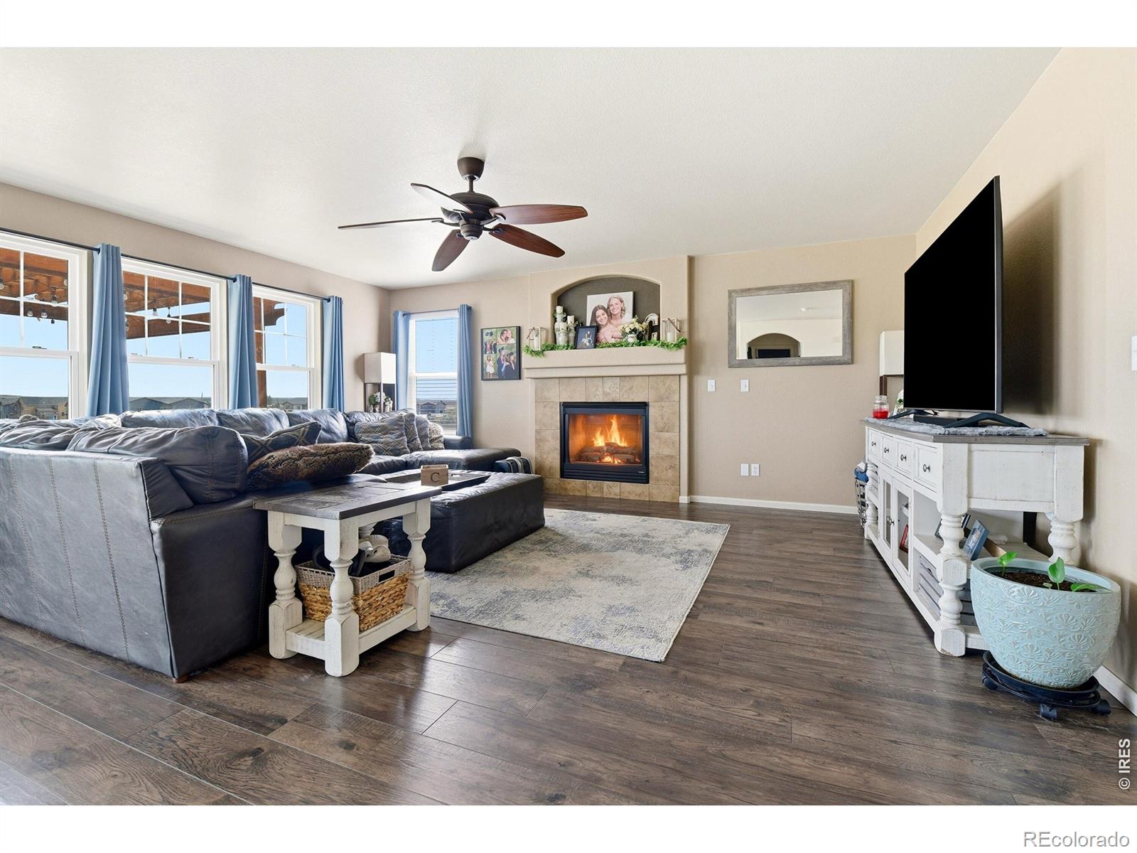MLS Image #14 for 23662 e mississippi circle,aurora, Colorado