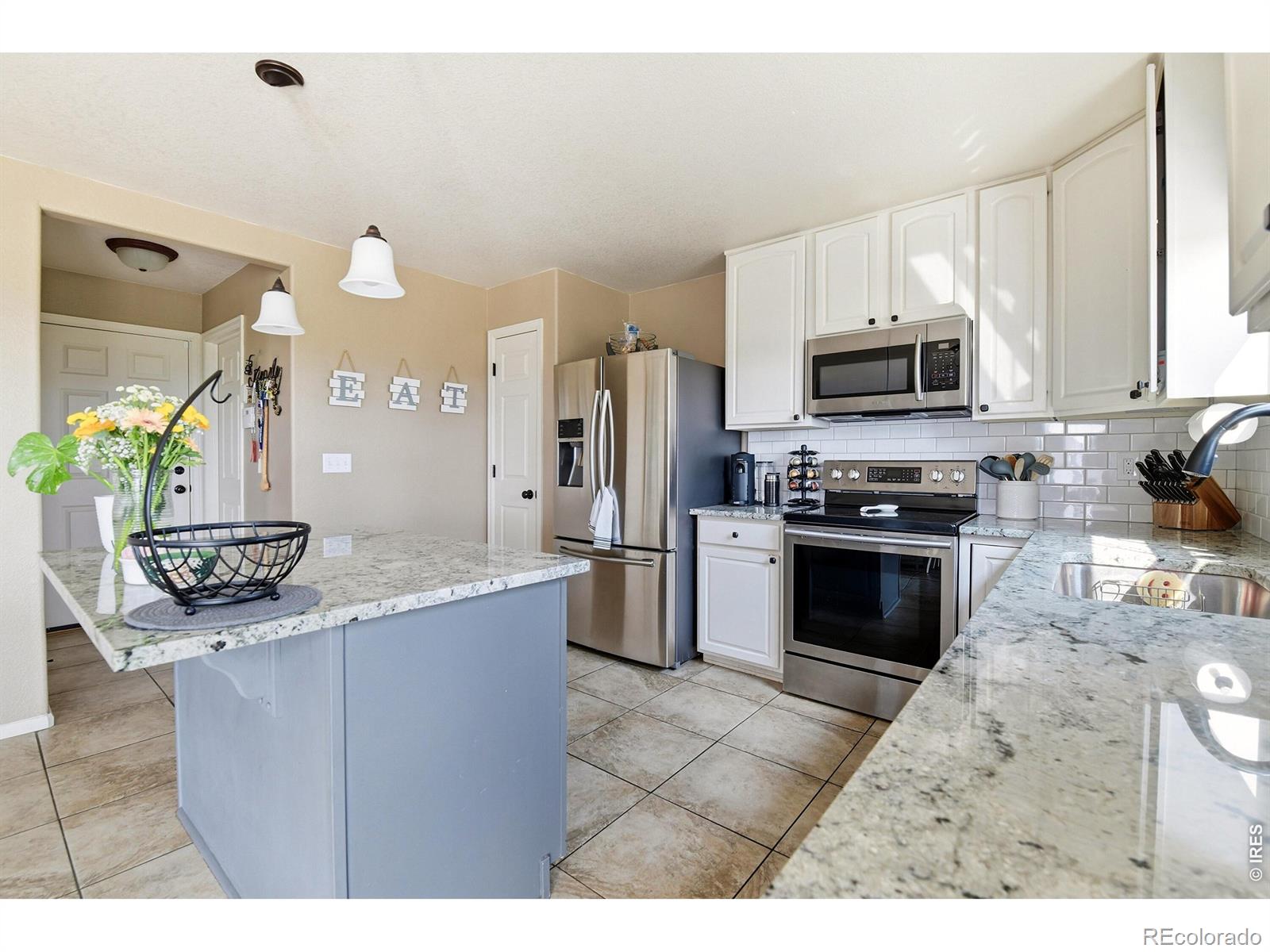 MLS Image #7 for 23662 e mississippi circle,aurora, Colorado