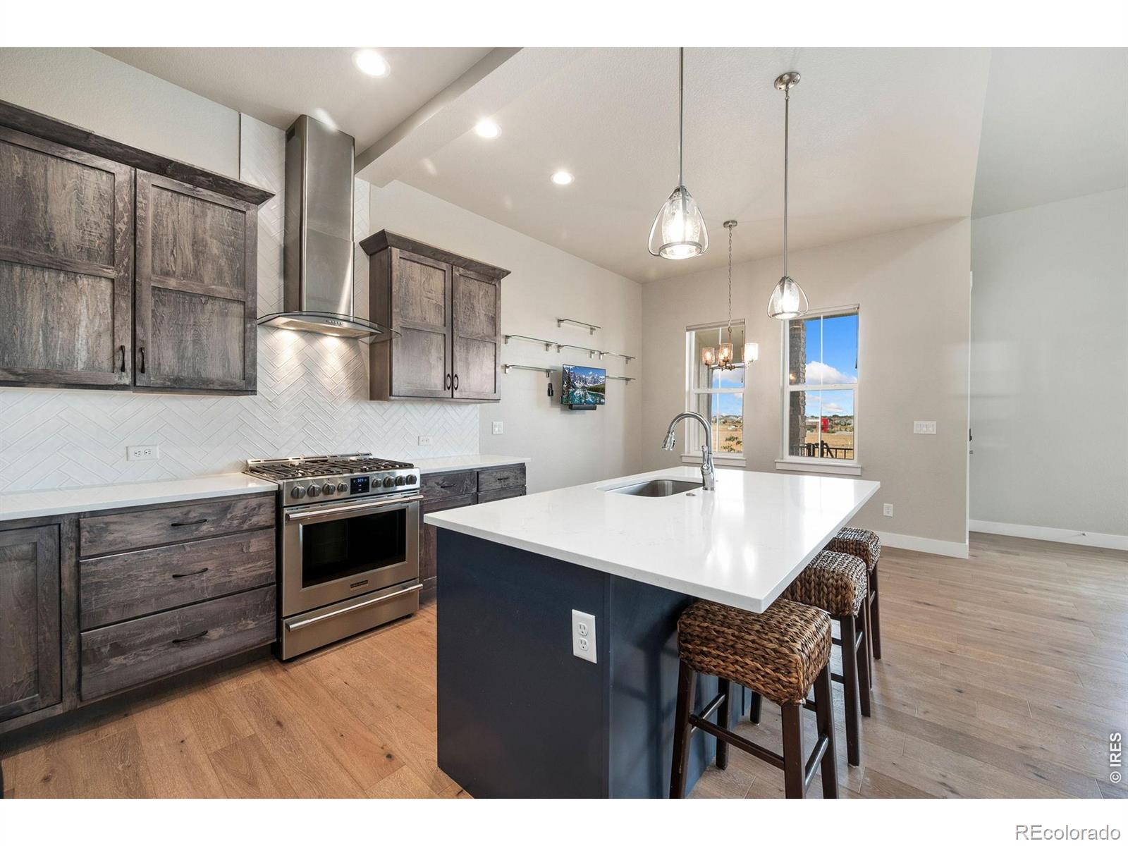 MLS Image #12 for 2736  prairie flax street,berthoud, Colorado