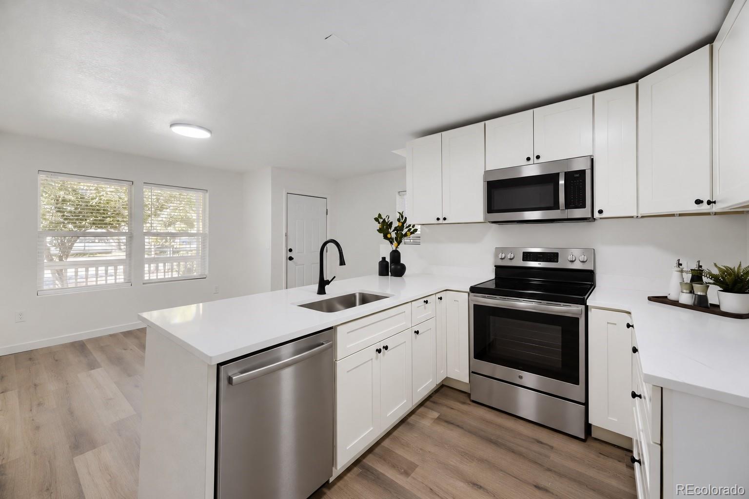MLS Image #8 for 1162  kalamath street,denver, Colorado