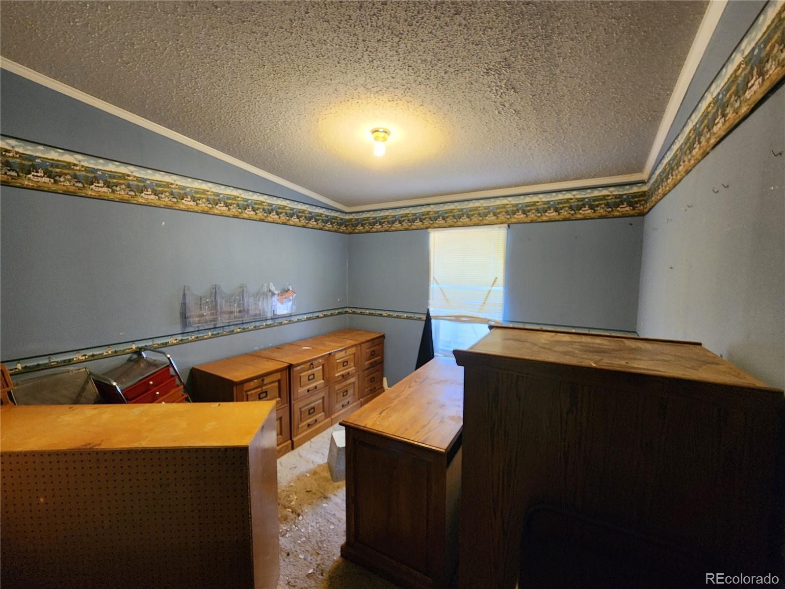 MLS Image #11 for 320  autobee road,avondale, Colorado