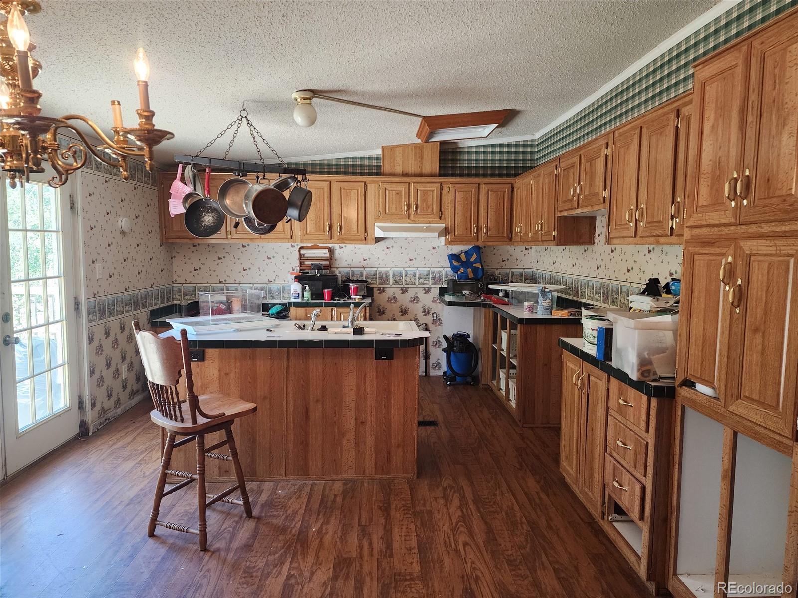 MLS Image #5 for 320  autobee road,avondale, Colorado