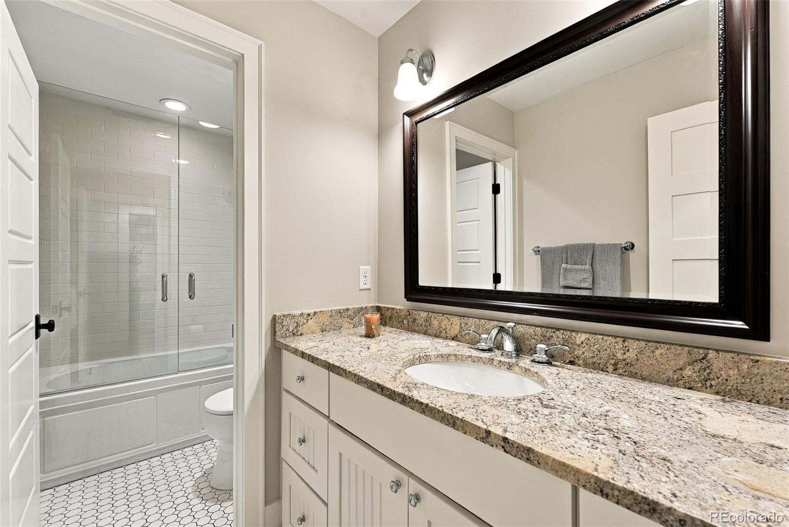 MLS Image #30 for 1134 s york street,denver, Colorado