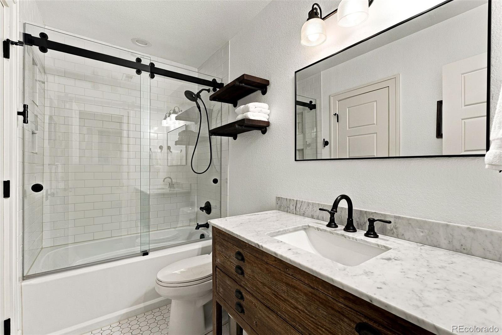 MLS Image #36 for 1134 s york street,denver, Colorado