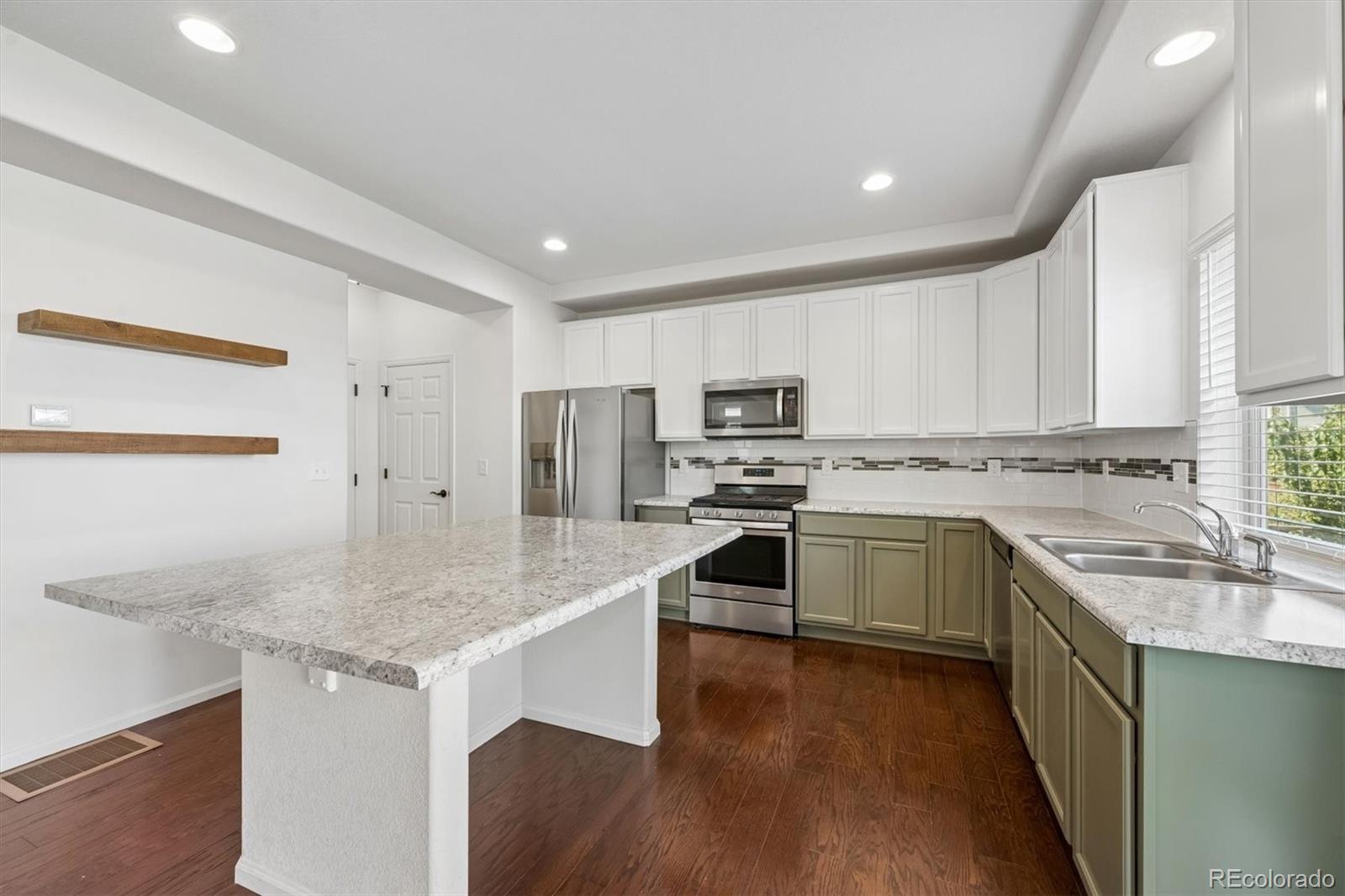 MLS Image #10 for 17965 e 107th place,commerce city, Colorado
