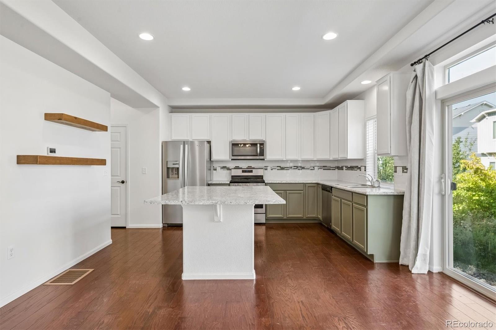 MLS Image #8 for 17965 e 107th place,commerce city, Colorado