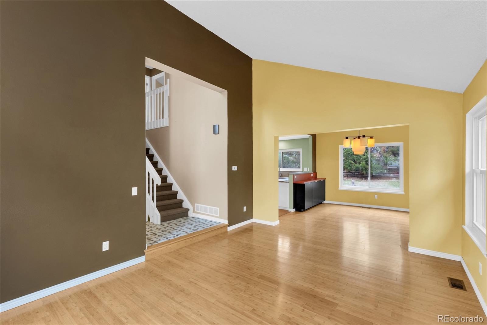 MLS Image #5 for 3720 s cathay circle,aurora, Colorado