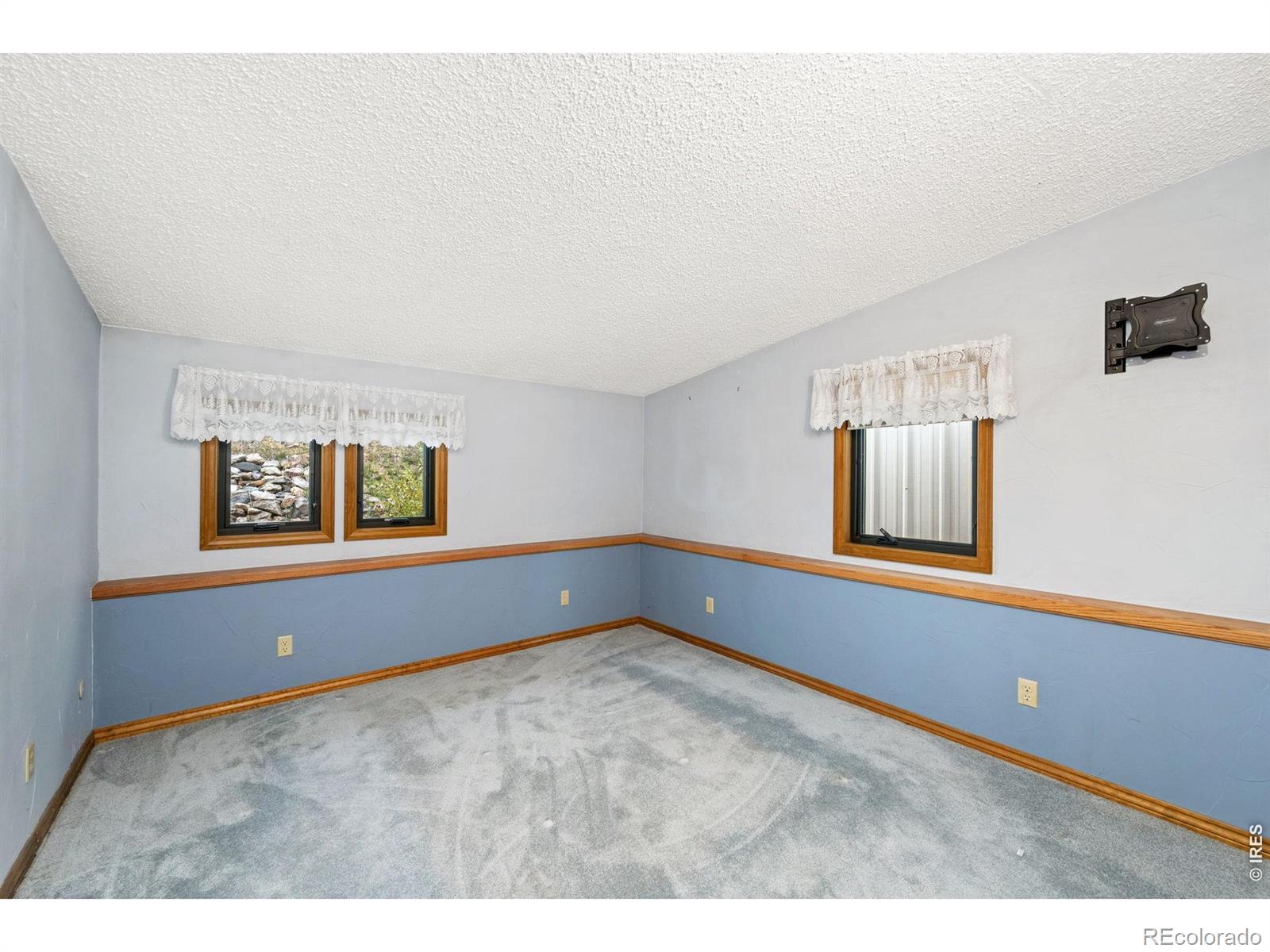 MLS Image #17 for 697 n beaver road,black hawk, Colorado