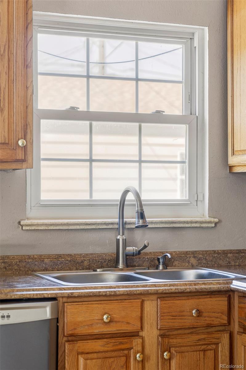 MLS Image #7 for 605 s quivas street,denver, Colorado