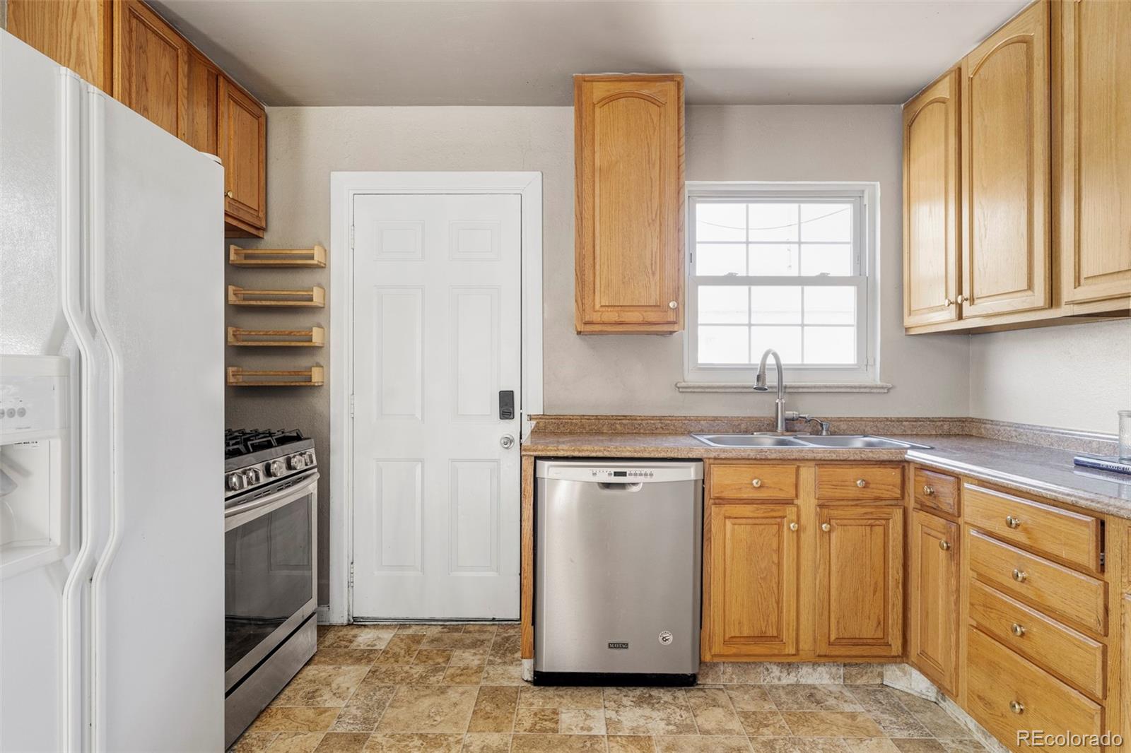 MLS Image #8 for 605 s quivas street,denver, Colorado