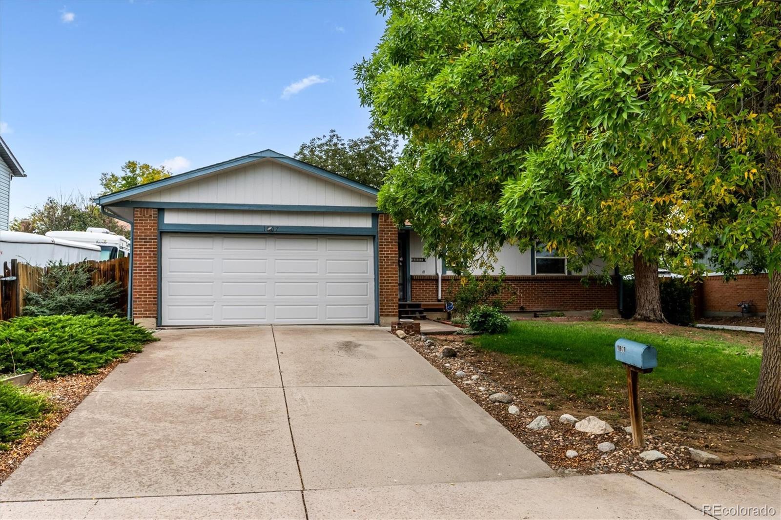 MLS Image #2 for 1807 s fairplay street,aurora, Colorado