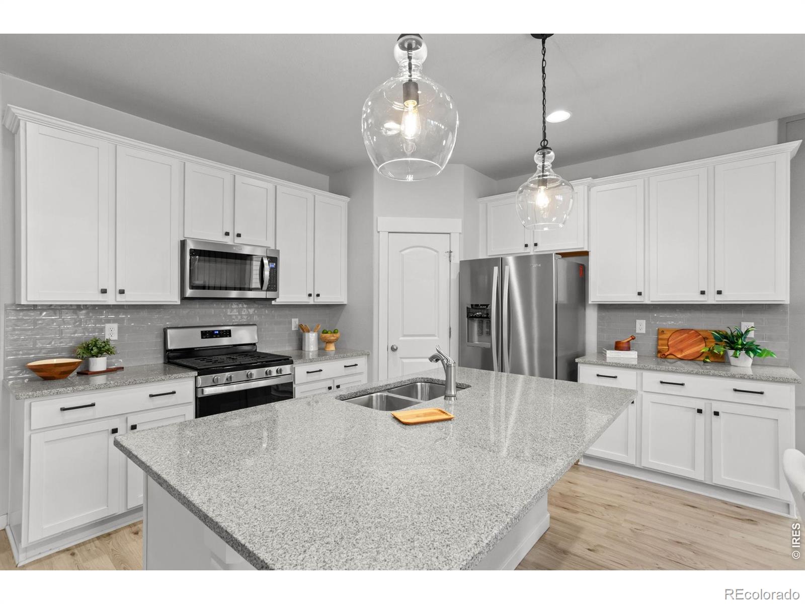MLS Image #9 for 2104  gather court,windsor, Colorado