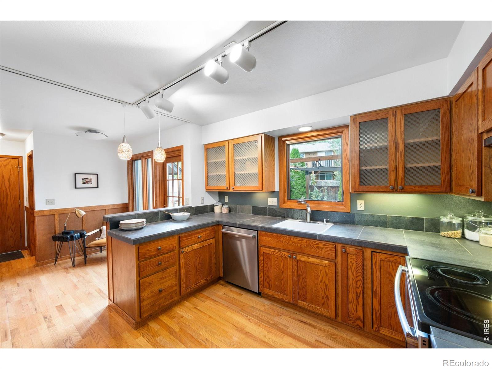 MLS Image #7 for 900  whalers way,fort collins, Colorado