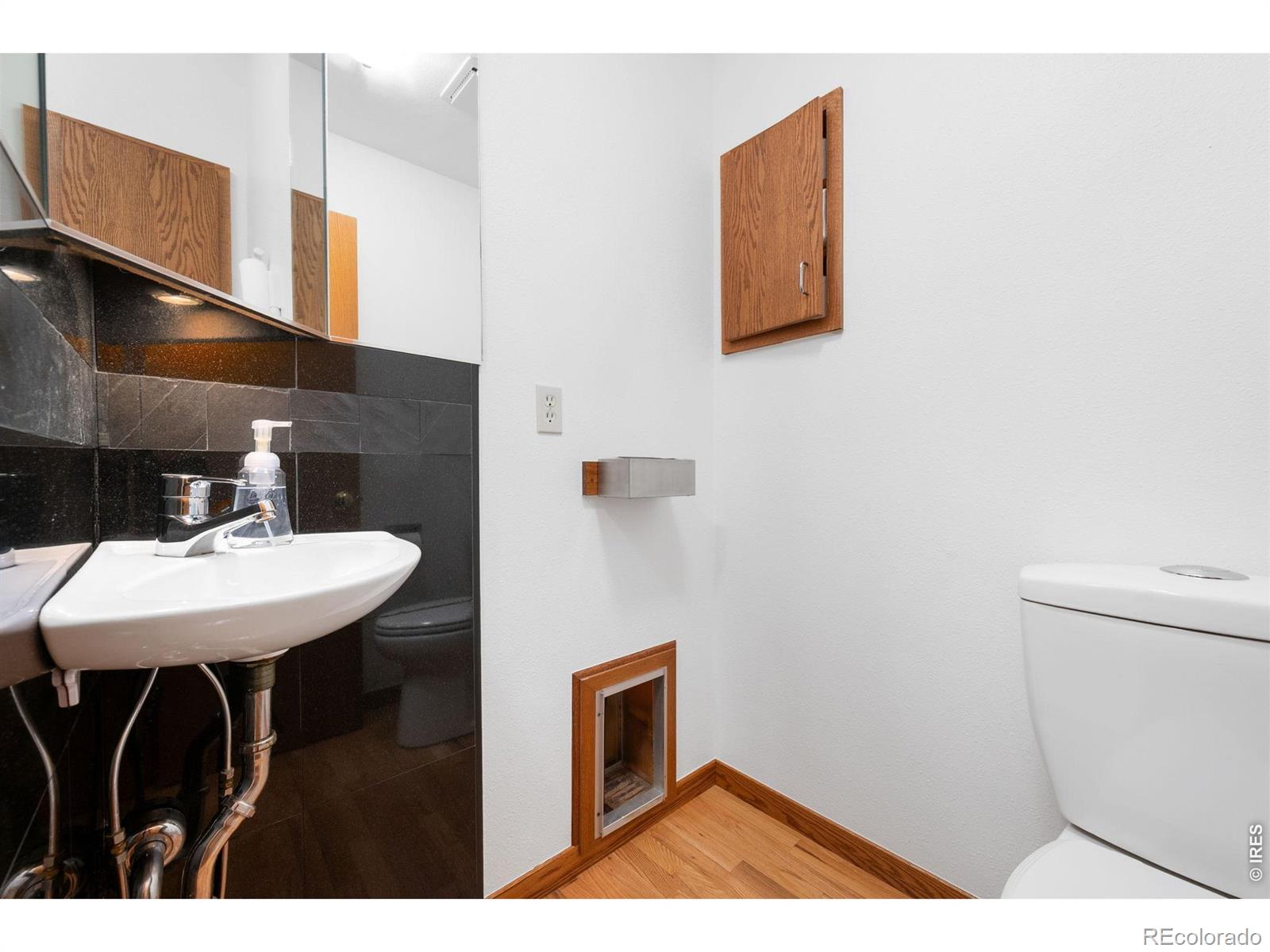MLS Image #9 for 900  whalers way,fort collins, Colorado