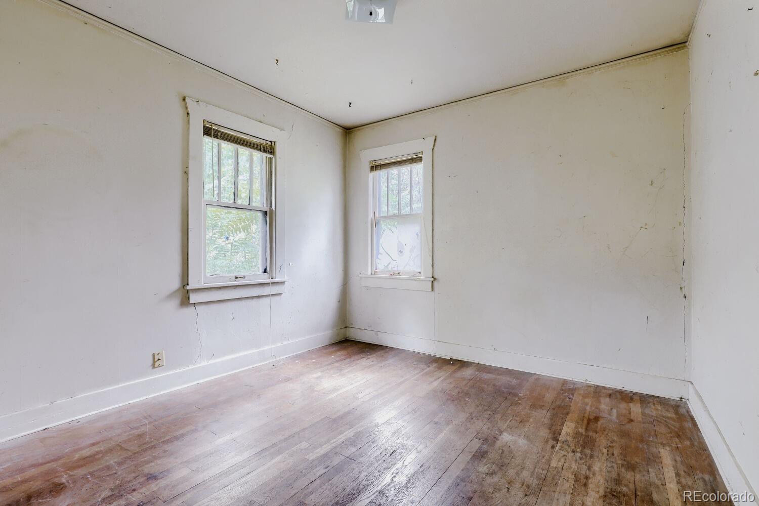 MLS Image #6 for 4525 e 19th avenue,denver, Colorado