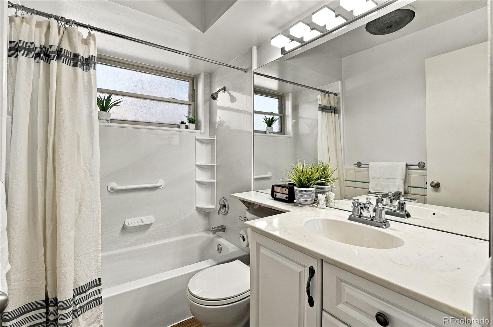 MLS Image #13 for 897  glencoe street ,denver, Colorado