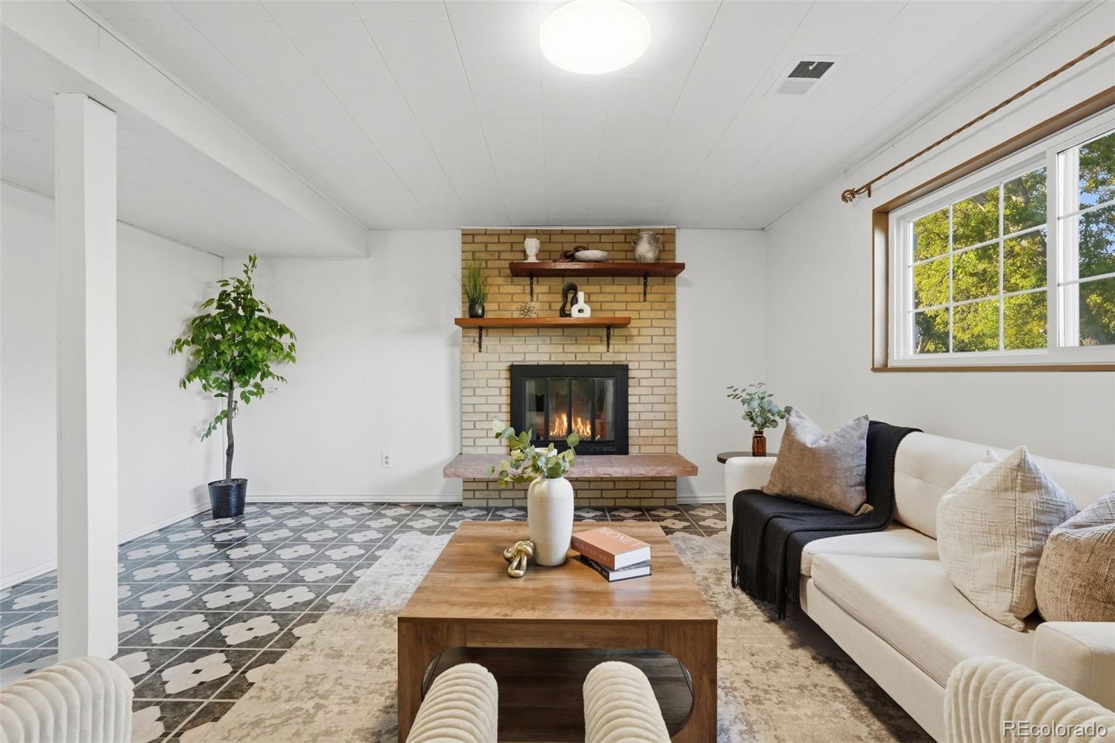 MLS Image #24 for 391 s tucson way,aurora, Colorado