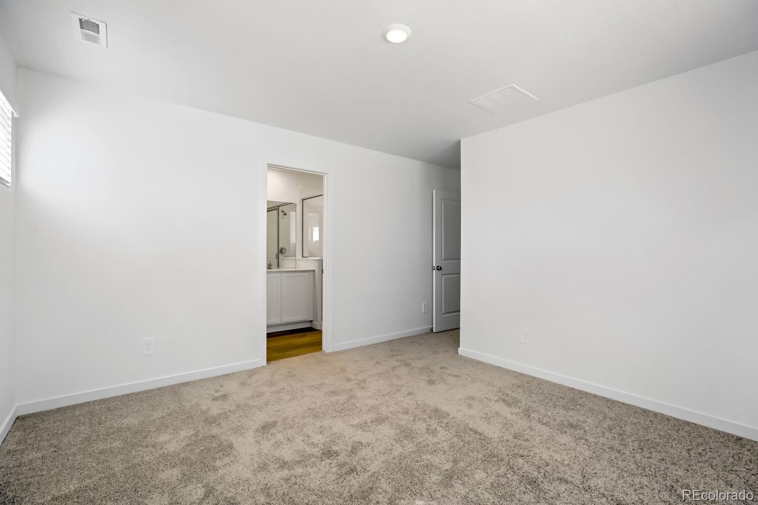 MLS Image #6 for 15224  clayton street,thornton, Colorado