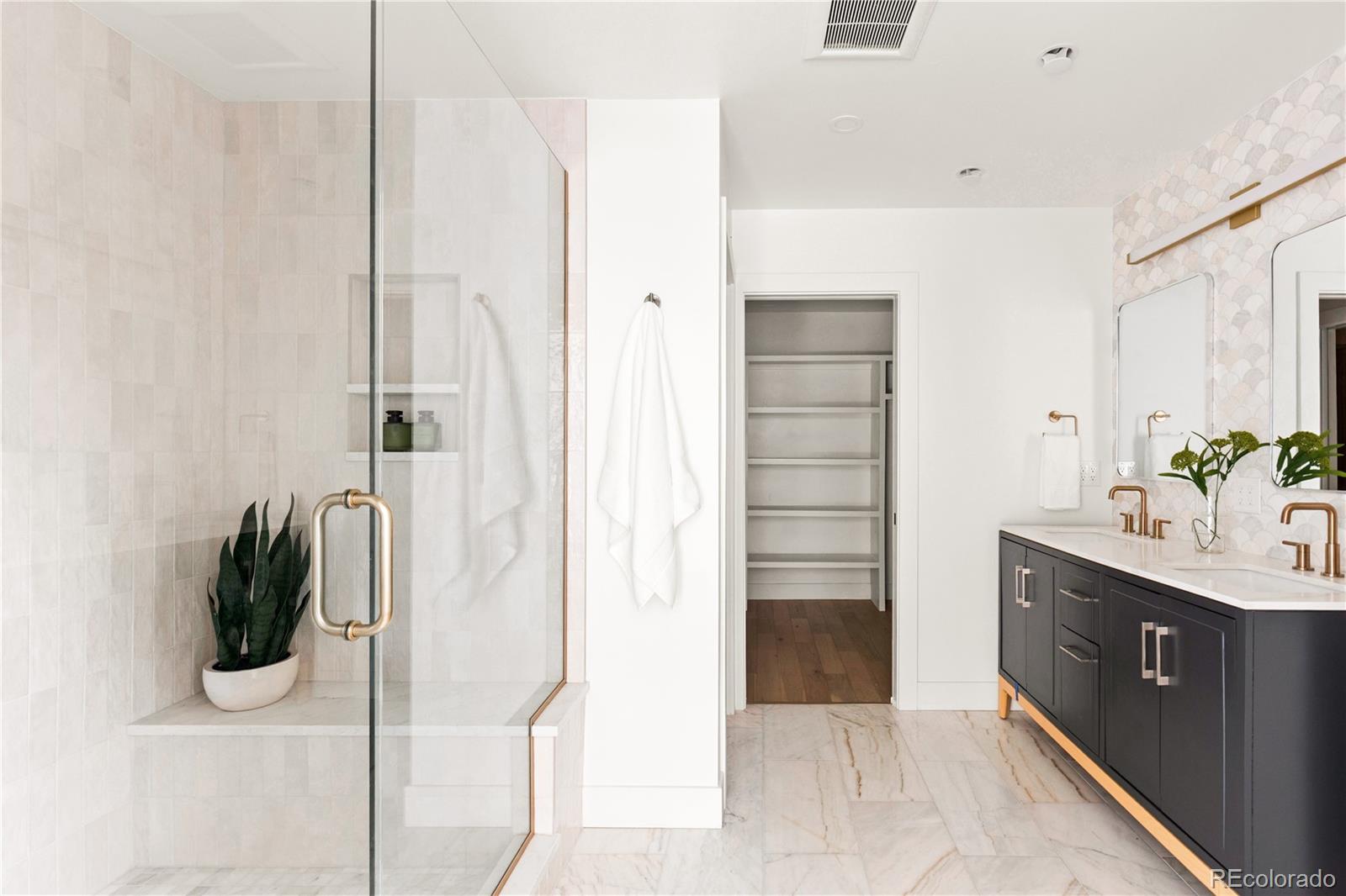 MLS Image #23 for 2362 s acoma street,denver, Colorado