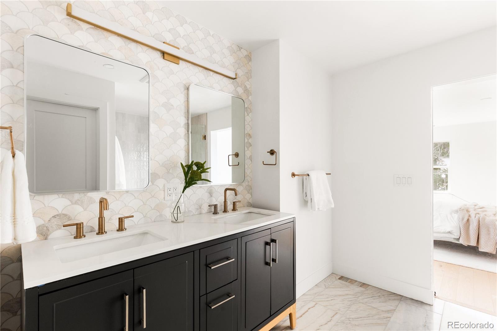 MLS Image #25 for 2362 s acoma street,denver, Colorado