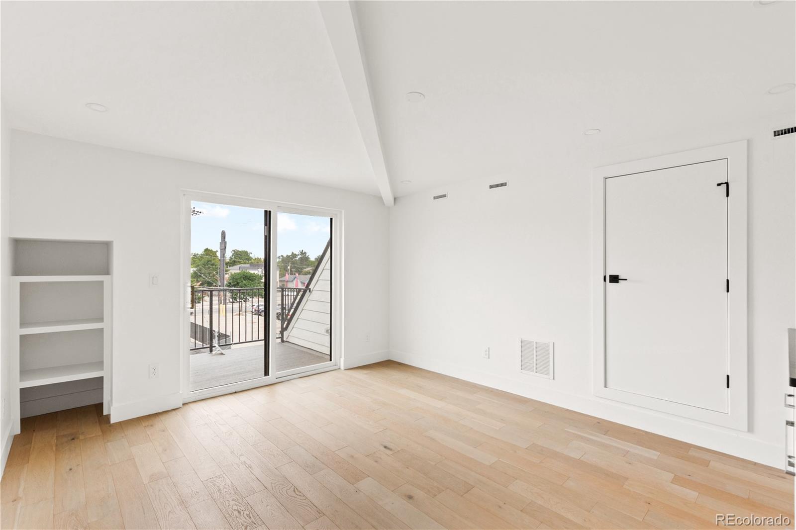 MLS Image #28 for 2362 s acoma street,denver, Colorado