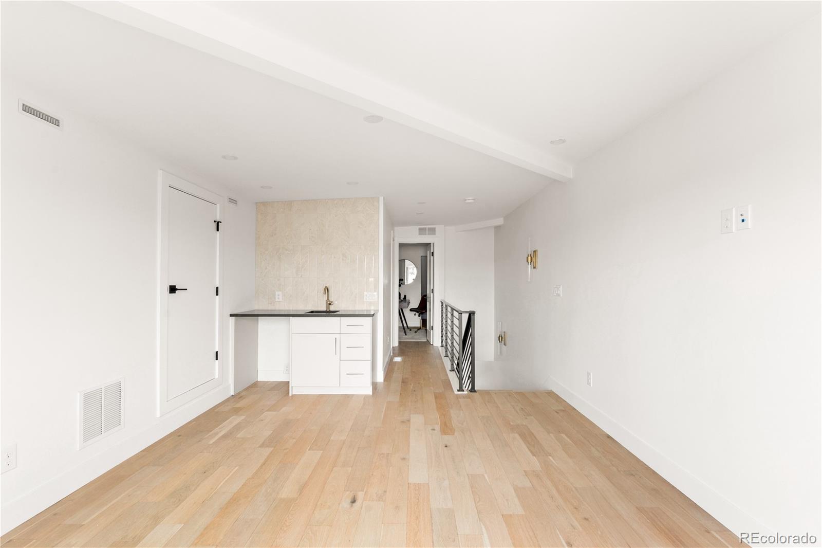 MLS Image #29 for 2362 s acoma street,denver, Colorado