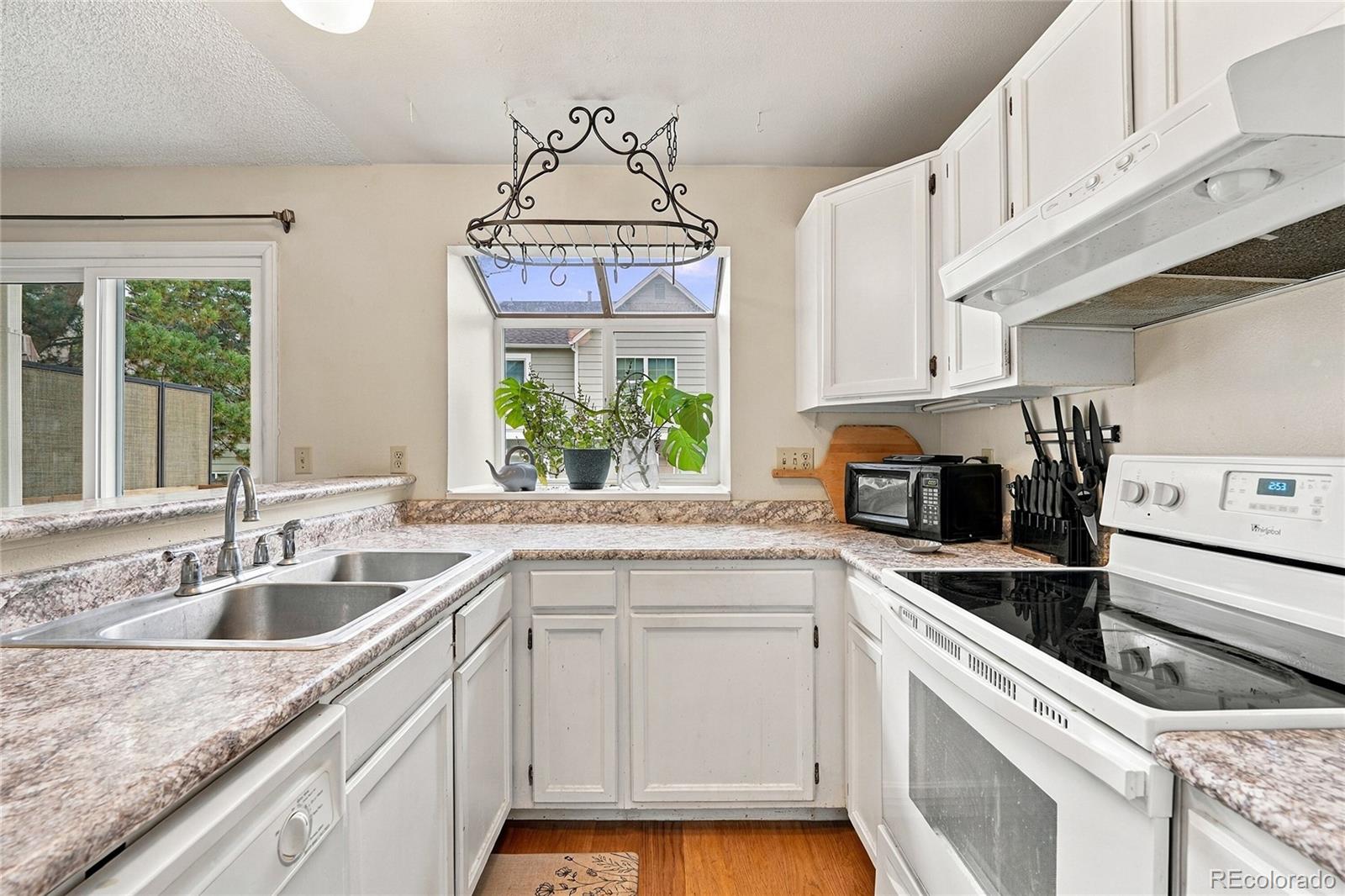 MLS Image #7 for 7667 s steele street ,centennial, Colorado