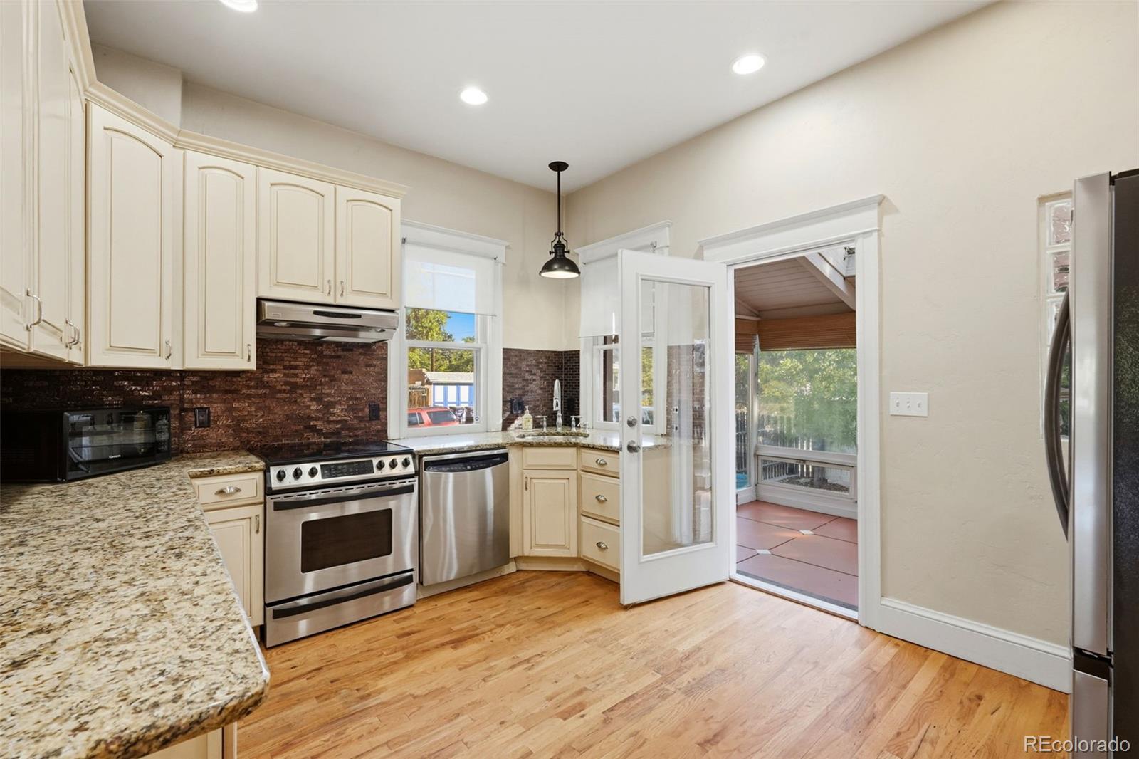 MLS Image #16 for 400 s sherman street,denver, Colorado