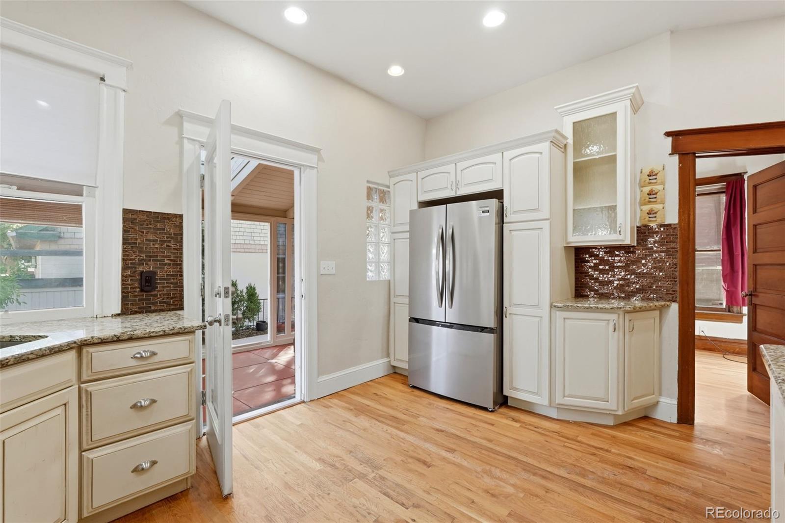 MLS Image #18 for 400 s sherman street,denver, Colorado