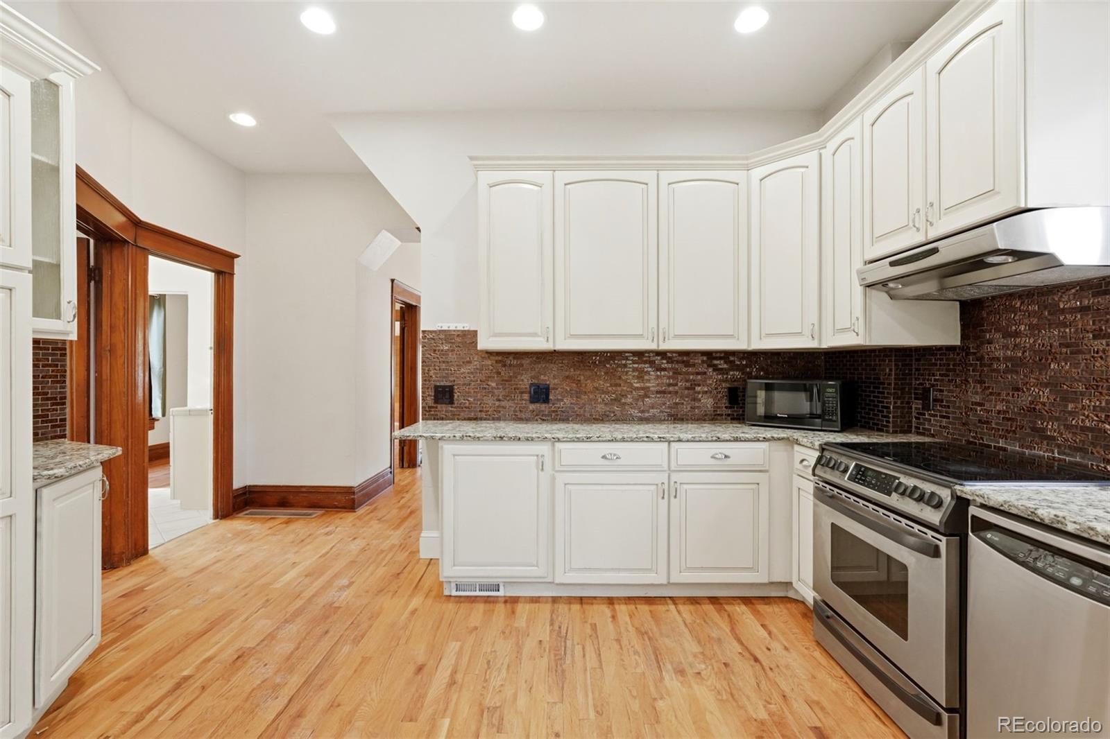 MLS Image #20 for 400 s sherman street,denver, Colorado