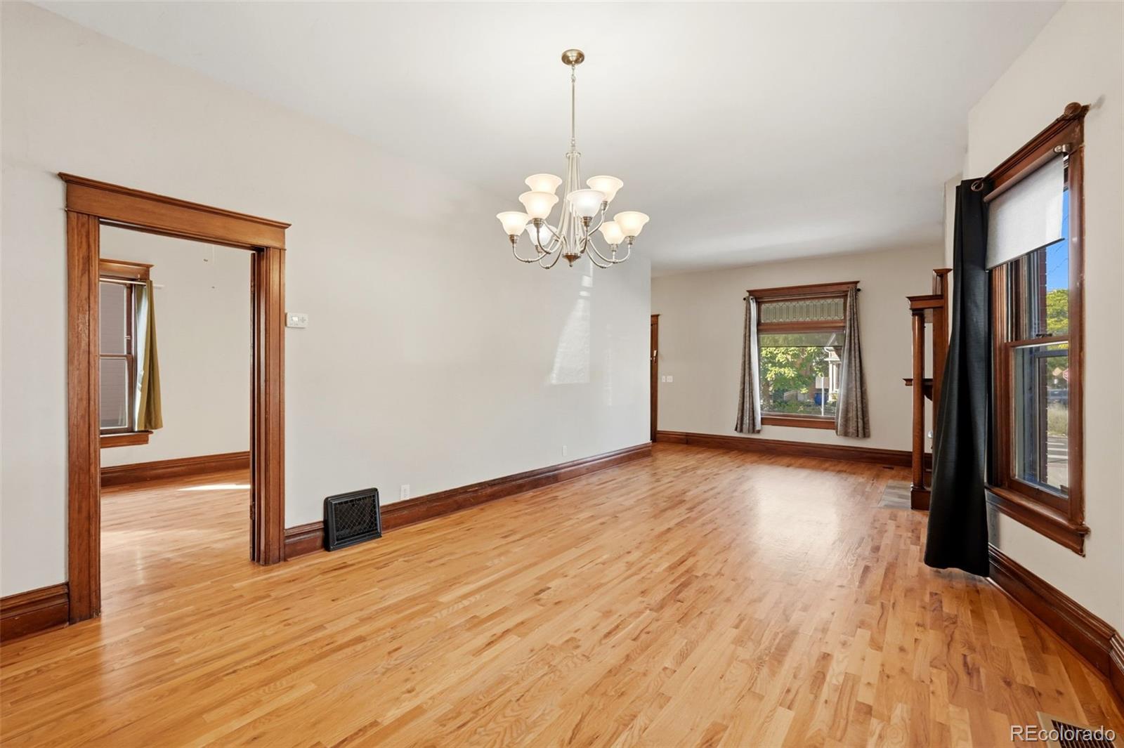 MLS Image #4 for 400 s sherman street,denver, Colorado