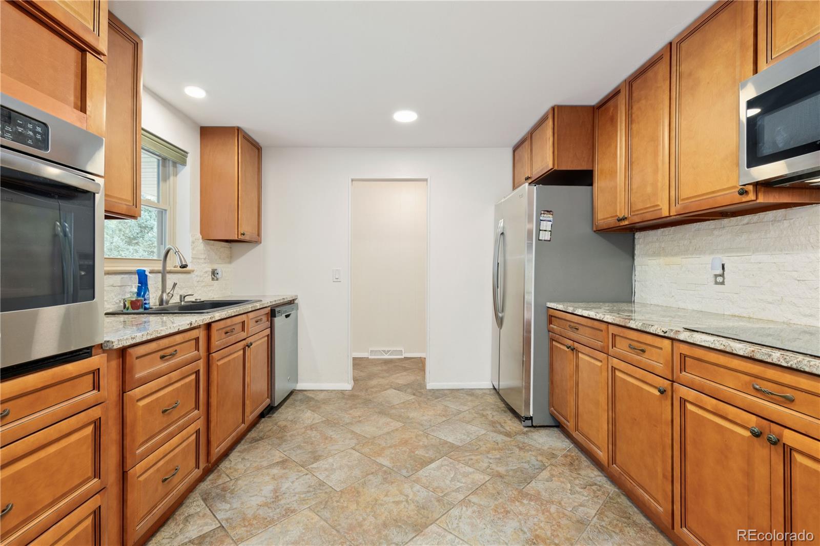 MLS Image #10 for 6720 s delaware street,littleton, Colorado