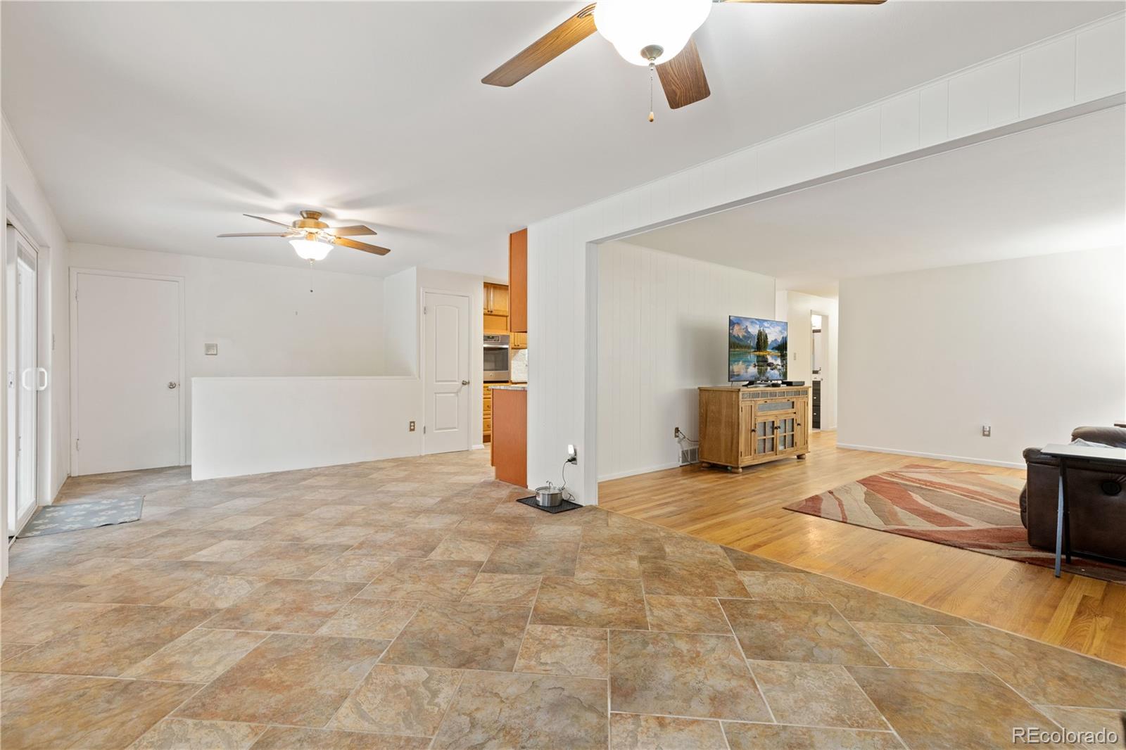 MLS Image #6 for 6720 s delaware street,littleton, Colorado