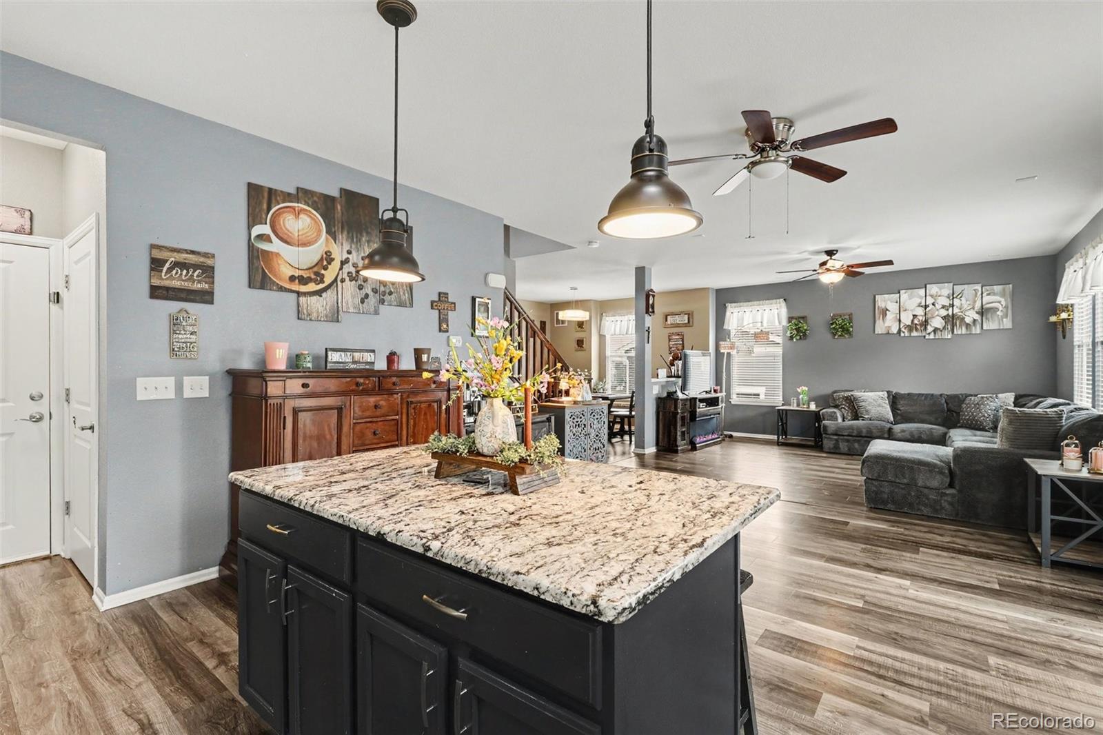 MLS Image #11 for 13677  spruce way,thornton, Colorado