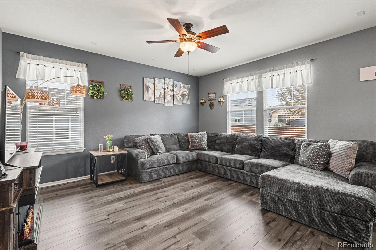 MLS Image #5 for 13677  spruce way,thornton, Colorado