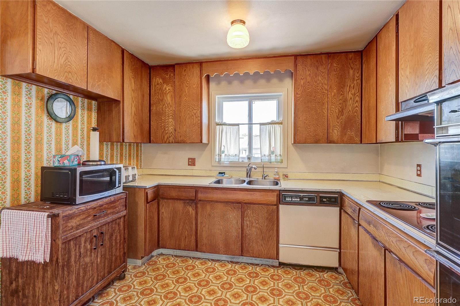 MLS Image #5 for 10434  downing street,northglenn, Colorado