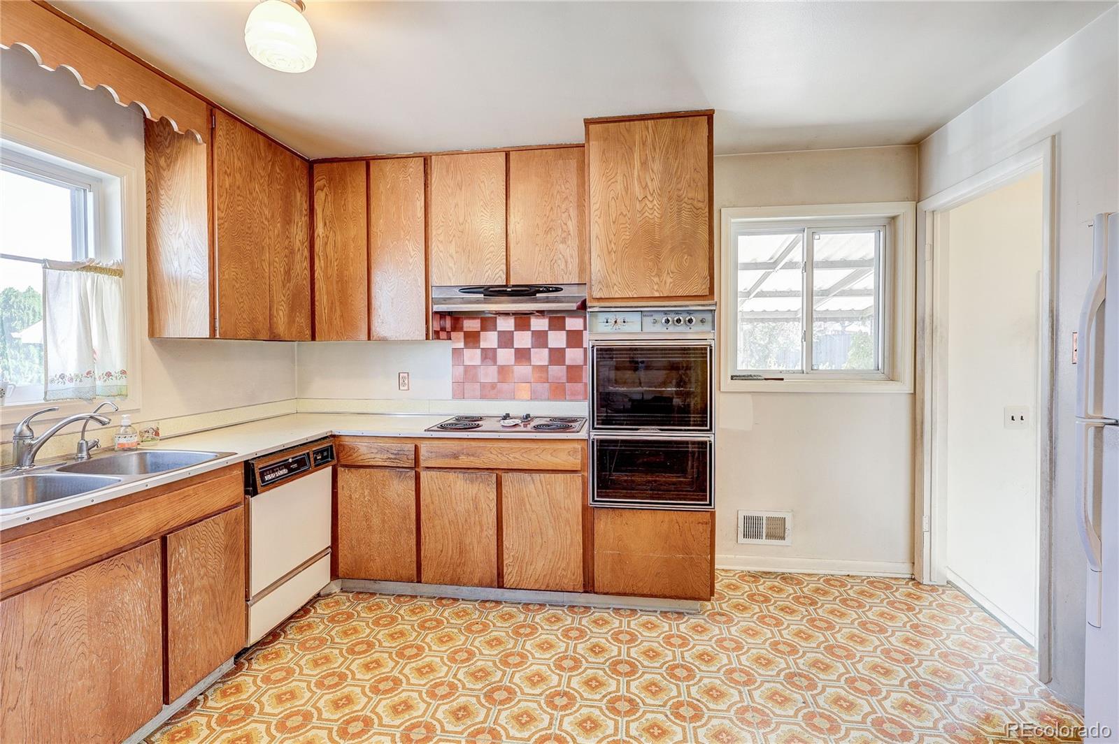 MLS Image #6 for 10434  downing street,northglenn, Colorado
