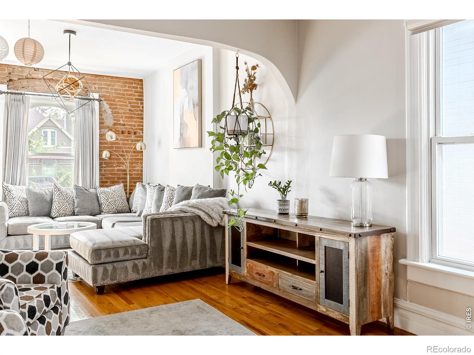 MLS Image #7 for 2331 n gilpin street,denver, Colorado