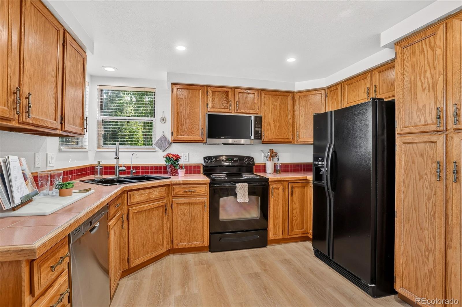 MLS Image #13 for 7048 s flower court,littleton, Colorado
