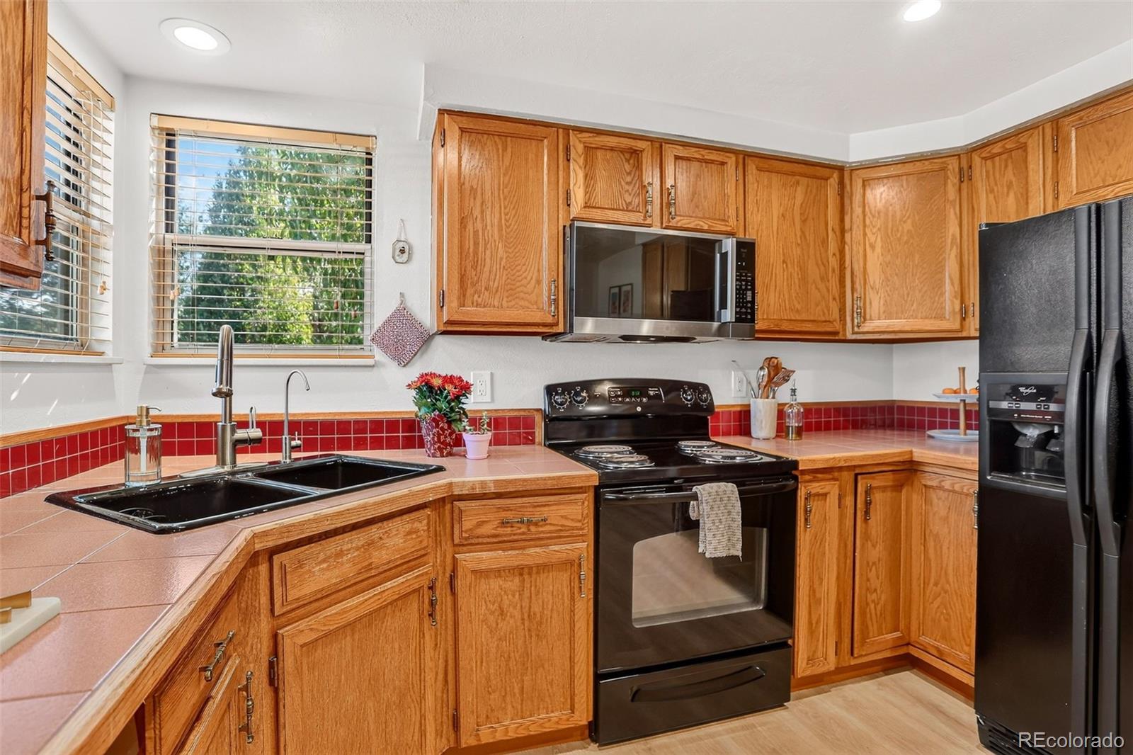MLS Image #14 for 7048 s flower court,littleton, Colorado