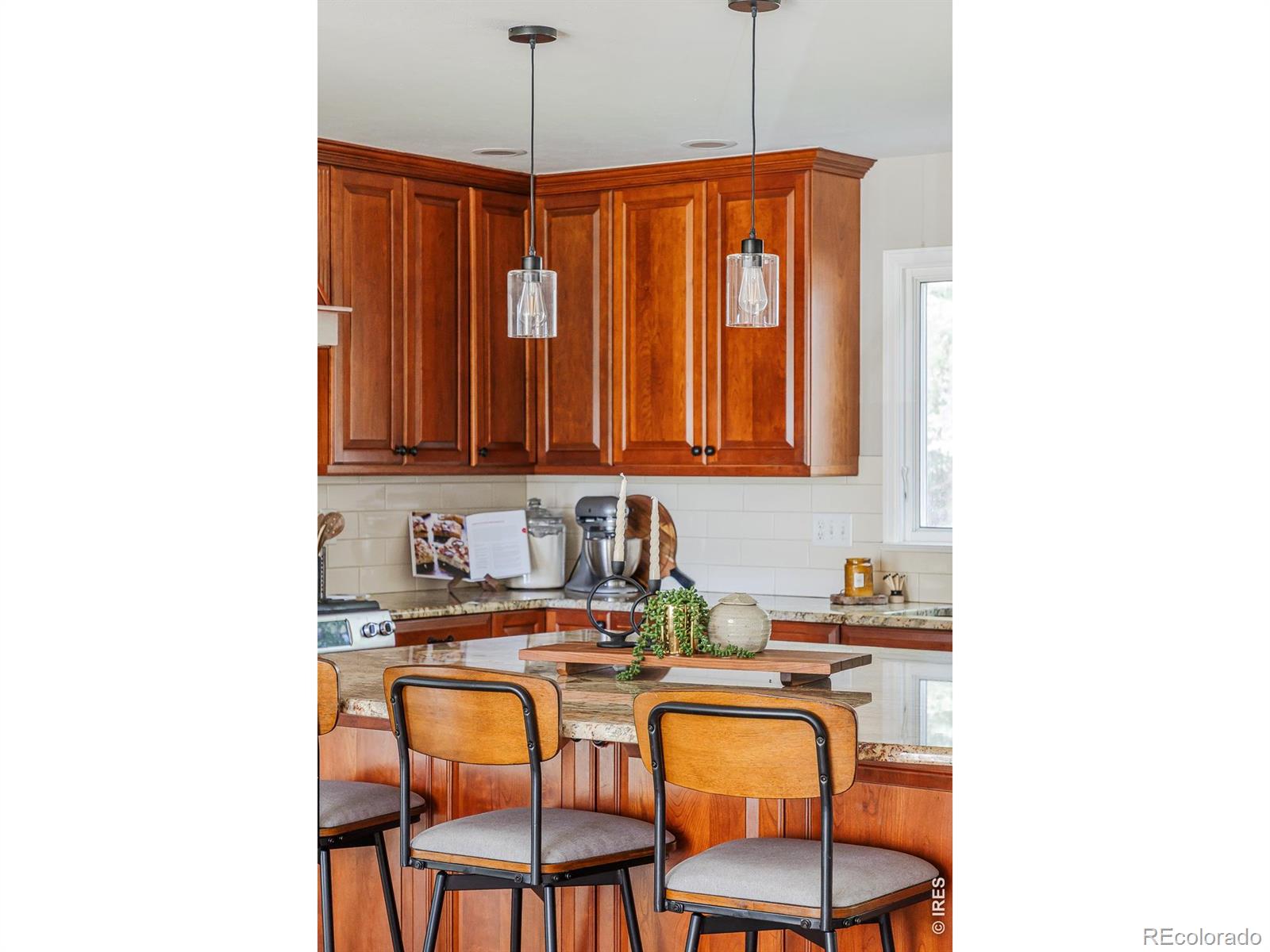 MLS Image #14 for 7330  meadow lane,niwot, Colorado