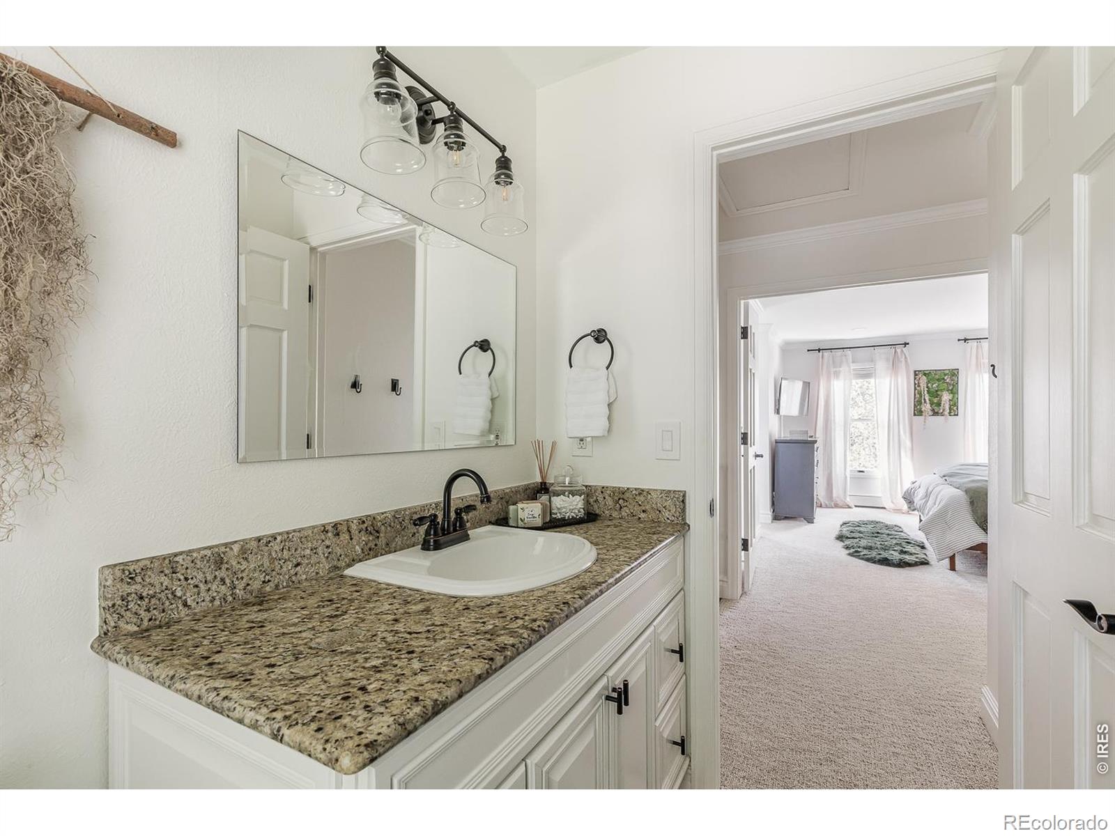 MLS Image #26 for 7330  meadow lane,niwot, Colorado