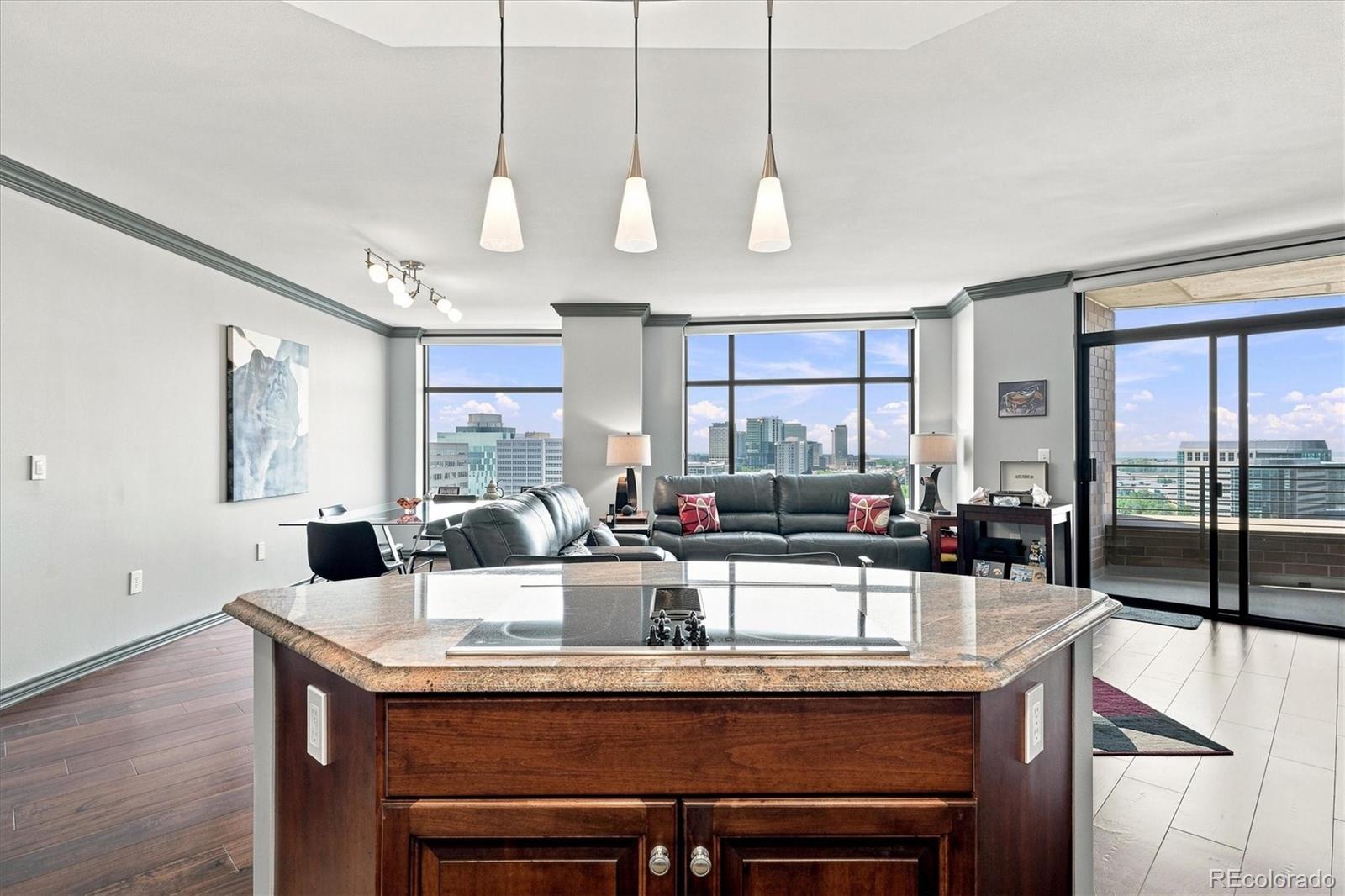 MLS Image #10 for 8100 e union avenue,denver, Colorado