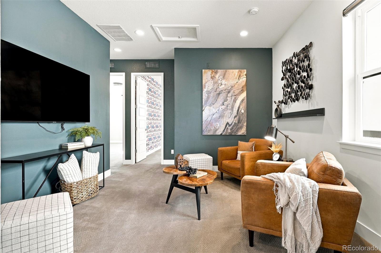 MLS Image #17 for 27 s oneida court,denver, Colorado
