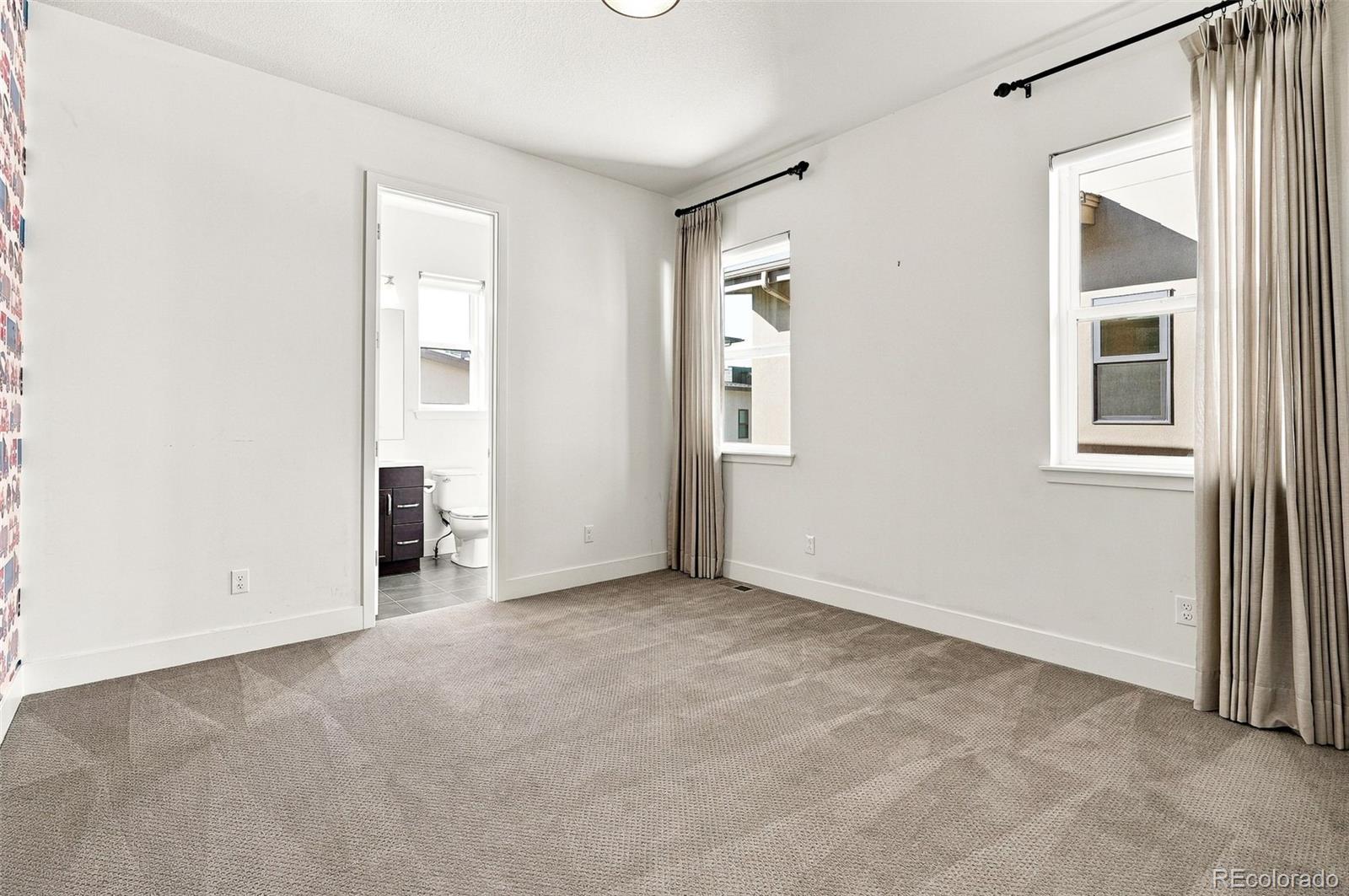 MLS Image #24 for 27 s oneida court,denver, Colorado