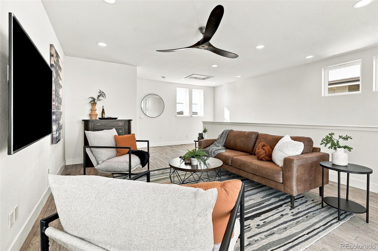 MLS Image #29 for 27 s oneida court,denver, Colorado