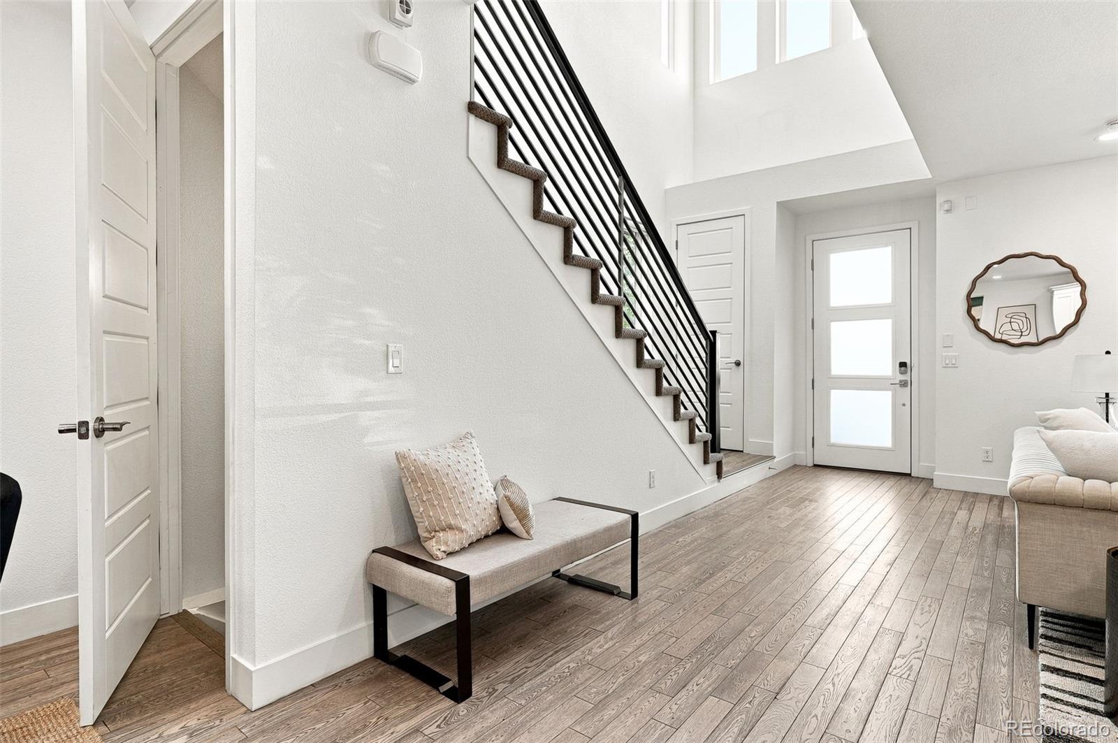 MLS Image #3 for 27 s oneida court,denver, Colorado