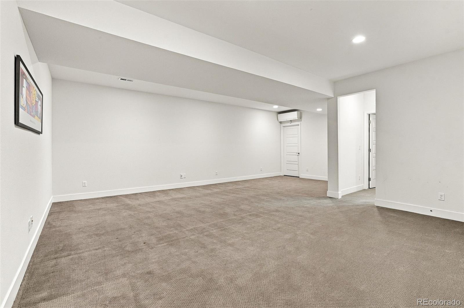 MLS Image #33 for 27 s oneida court,denver, Colorado
