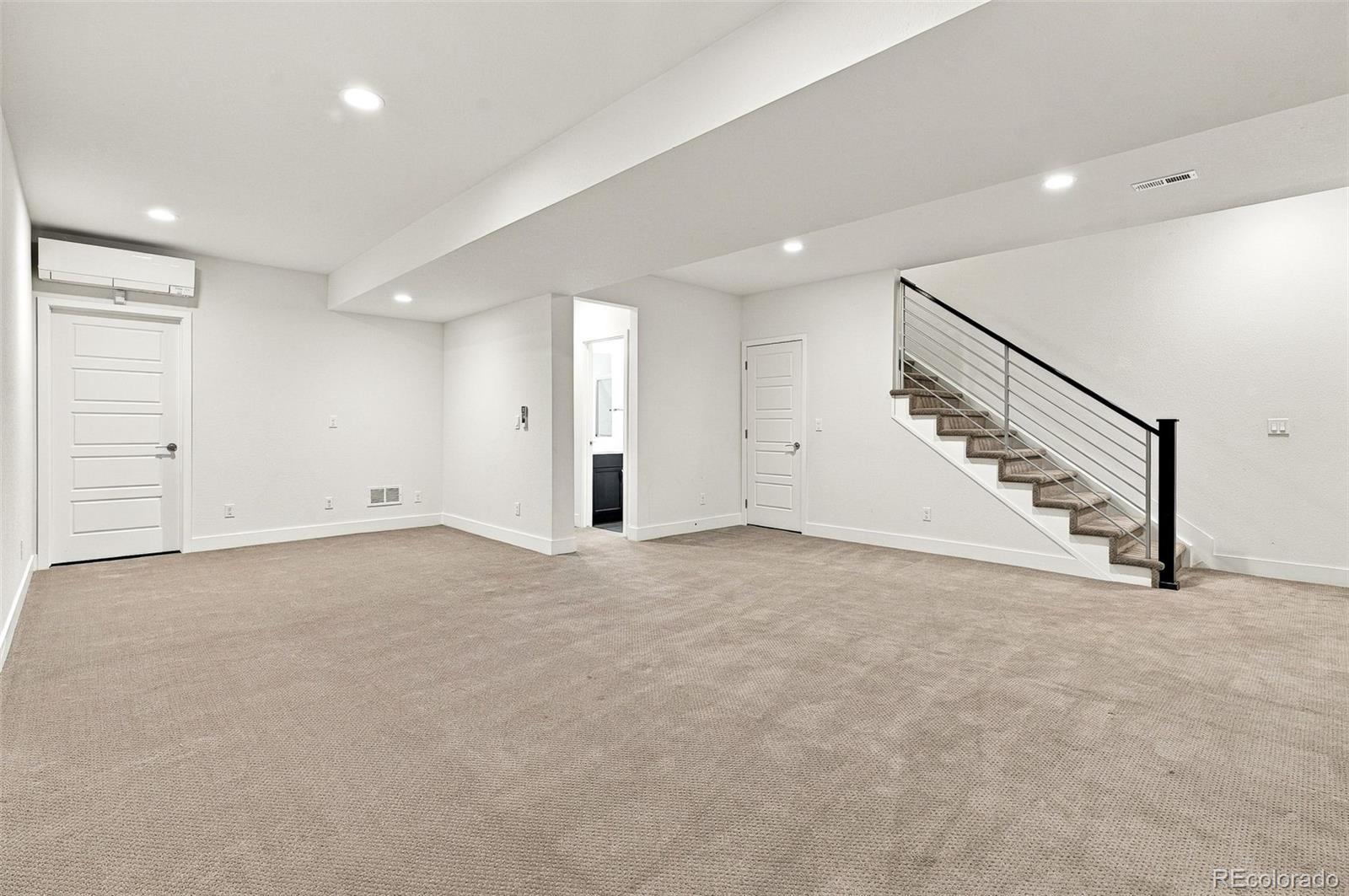 MLS Image #34 for 27 s oneida court,denver, Colorado